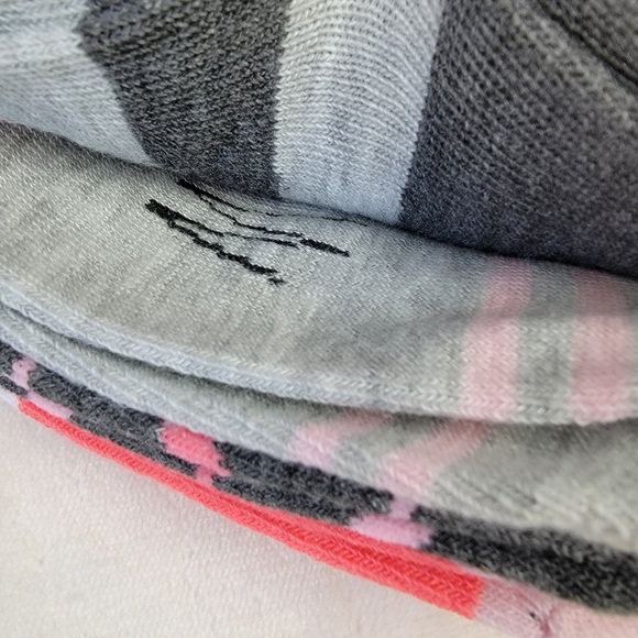 10 Pack of Rae Dunn Ankle Socks - Picture 12 of 15